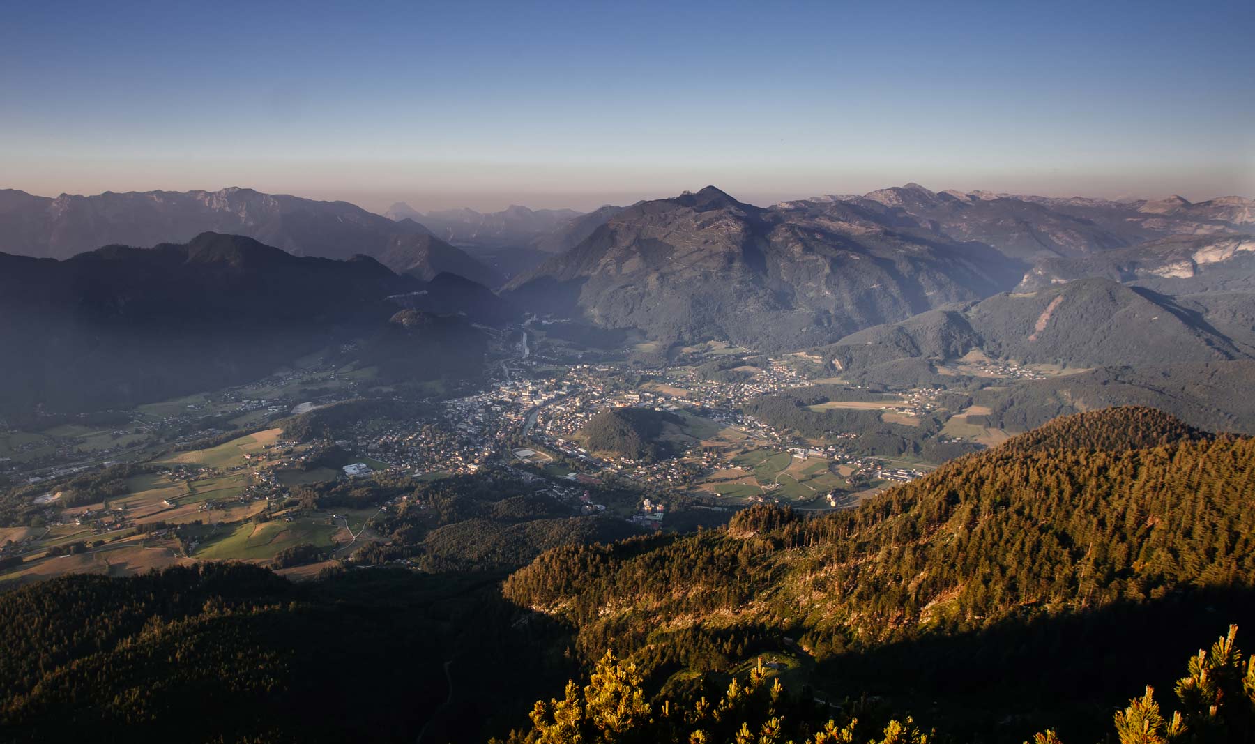 Blick von der Katrin auf Bad Ischl - Foto: Daniel Leitner